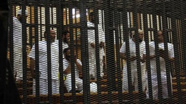 السلطات المصرية تطلق سراح صحافيي الجزيرة