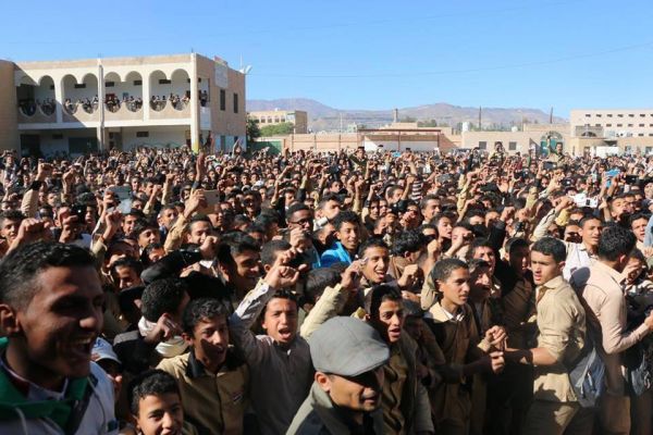 طلاب العاصمة صنعاء يرفضون الإحتفال بذكرى مقتل زعيم المليشيات