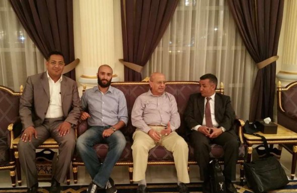 ظهور مفاجئ لنجل علي عبدالله صالح في سلطنة عمان