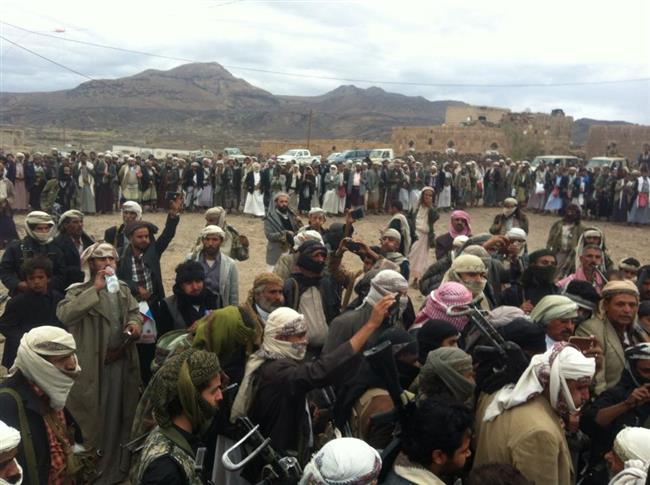 قبائل مذحج تحتشد وتعلن النفير العام لمواجهة الحوثيين والقاعدة تعلن استعداها للقتال معهم جنباً إلى جنب