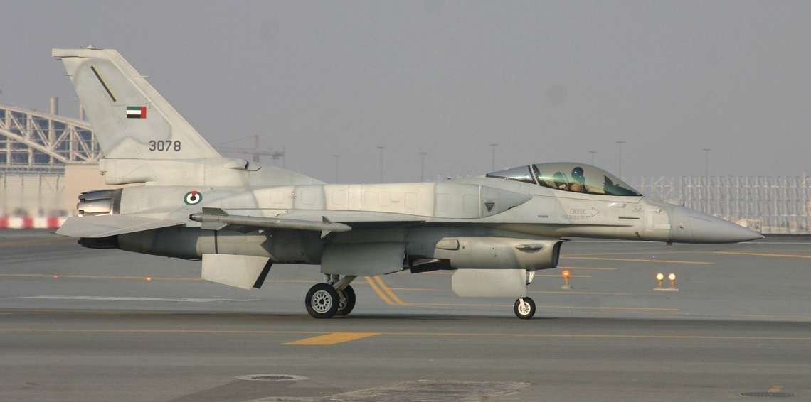 الإمارات تعلن عن صفقة لتحديث مقاتلات «إف-16»