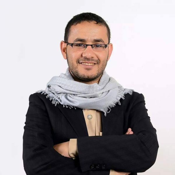 صنعاء: وفاة والد صحفي مختطف لدى ميلشيات الحوثي بعد منعه من زيارة ولده