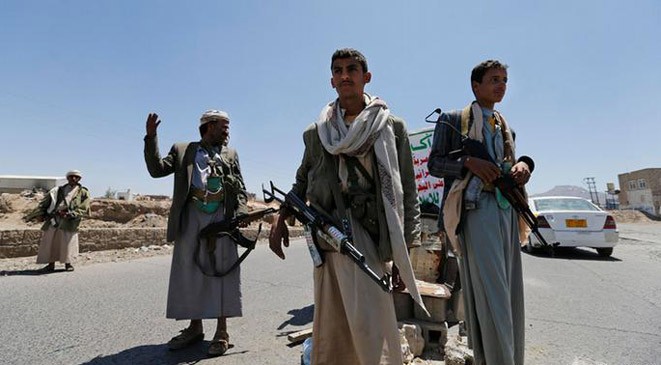 مناورات الحوثيين.. تلويح للخارج وتهديد للداخل