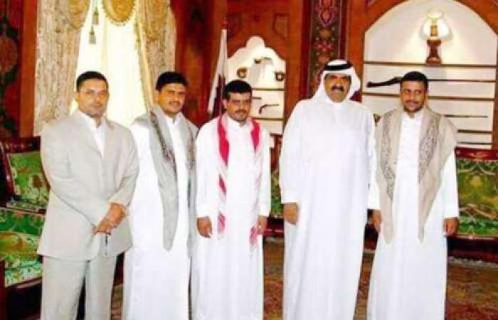 قيادات جماعة الحوثي مع أمير دولة قطر السابق