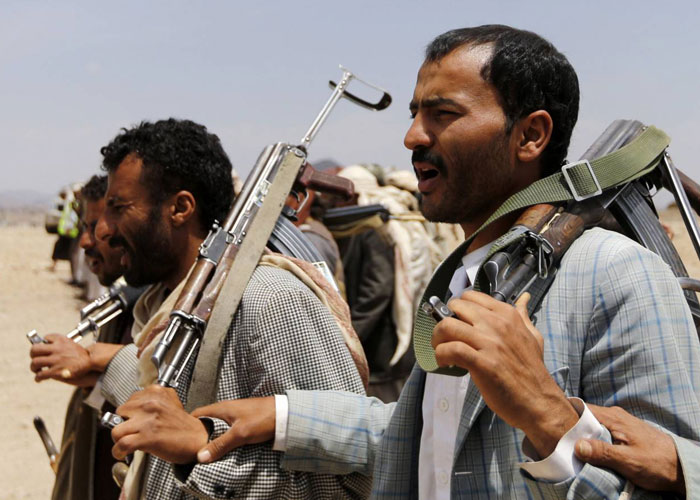 الحوثيون يبحثون عن «خلاصهم» في غياب حليفهم صالح