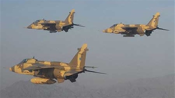 مقاتلات التحالف تقصف موقع عسكري للحوثيين في جبلة بمحافظة إب