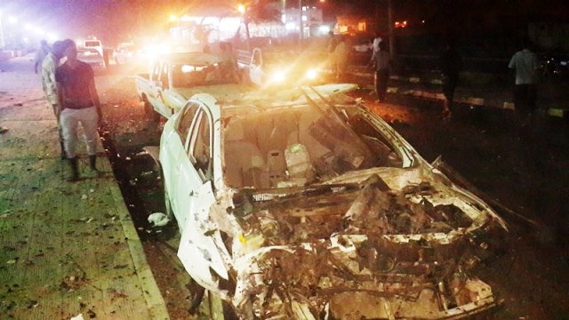 إحدى السيارات المفخخة التي هاجمت مدينة المكلا