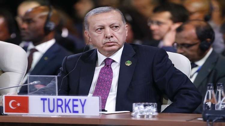 قيادي حوثي بارز يقدم نصائحه لأردوغان لإنقاذ الليرة التركية