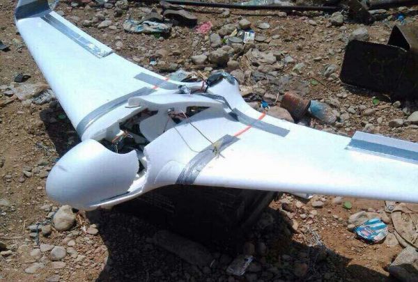صورة لطائرة تجسس تابعة للحوثيين اسقطها الجيش في وقت سابق