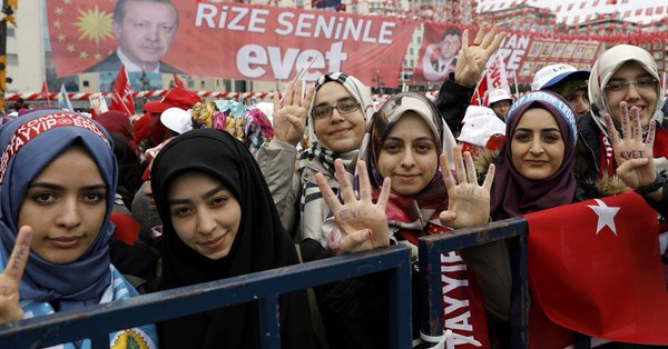 نتيجة غير رسمية: 51.4% من الأتراك يوافقون على التعديل الدستوري رغم رفض إسطنبول وأنقرة