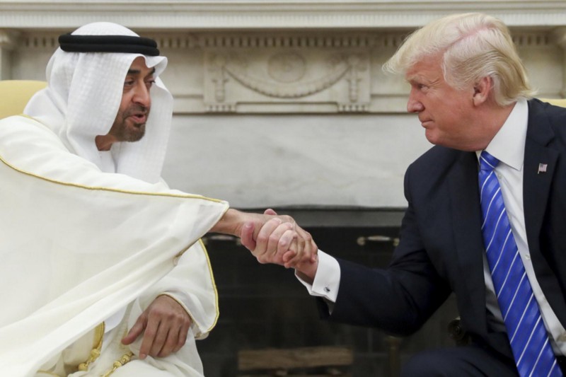 أكاديمي سعودي: توقيت زيارة بن زايد لواشنطن لا يتسم بالكياسة أو الأخلاق الدبلوماسية 