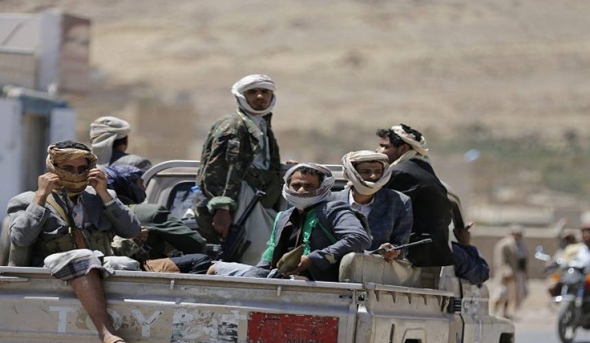 الحوثيون يسحبون أجهزة خاصة بهيئة الاستخبارات العسكرية وتنقلها إلى صعدة