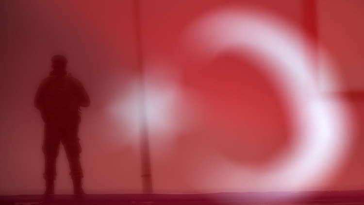 تركيا تسجن قاضي 10 سنوات عقب فوزه بجائزة لحقوق الإنسان 
