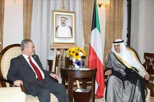 وزير الخارجية يبحث مع نظيره الكويتي ملف المشاورات والعلاقات الثنائية