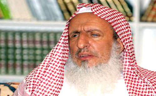 رئيس هيئة كبار العلماء بالسعودية آل الشيخ