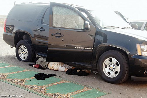 صنعاء: العثور على جثة مواطن في سيارة خصوصي بشارع الـ 50 منطقة العشاش
