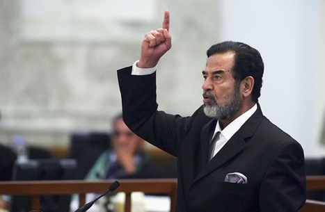 أول قاضي حاكم صدام حسين يفجر مفاجأة بشأن إعدامه