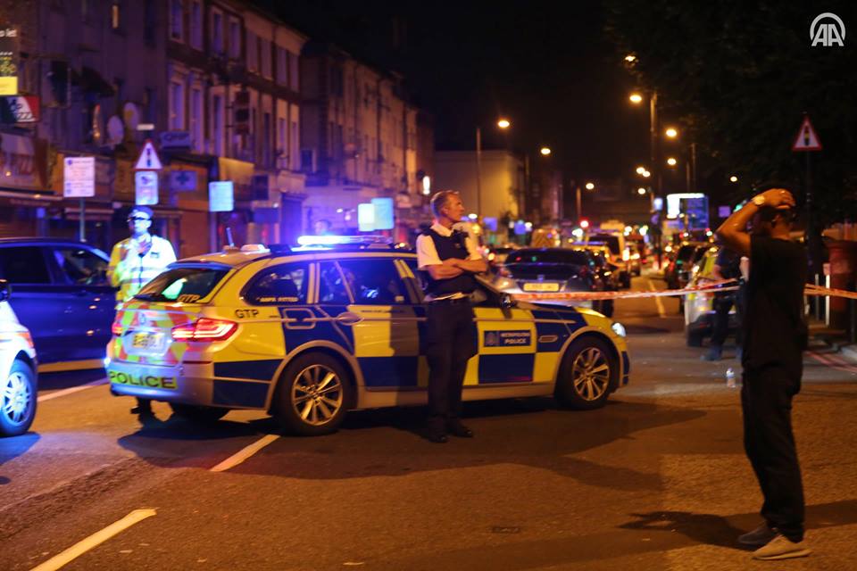 شهداء وجرحى بحادثة دهس تعرض لها مسلمون قرب مسجد في لندن (صور)
