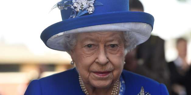 لم تذهب للمدرسة ولا يمكن مقاضاتها أمام المحاكم.. 18 سراً مدهشاً عن الملكة إليزابيث الثانية