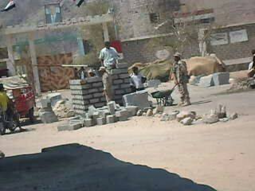 مواطنون في بيحان يناشدون الرئيس هادي باخراج مقر قيادة اللواء ١٩الى خارج المدينة