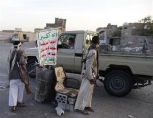 فرار العشرات من عناصر المليشيا الحوثية في الدريهمي