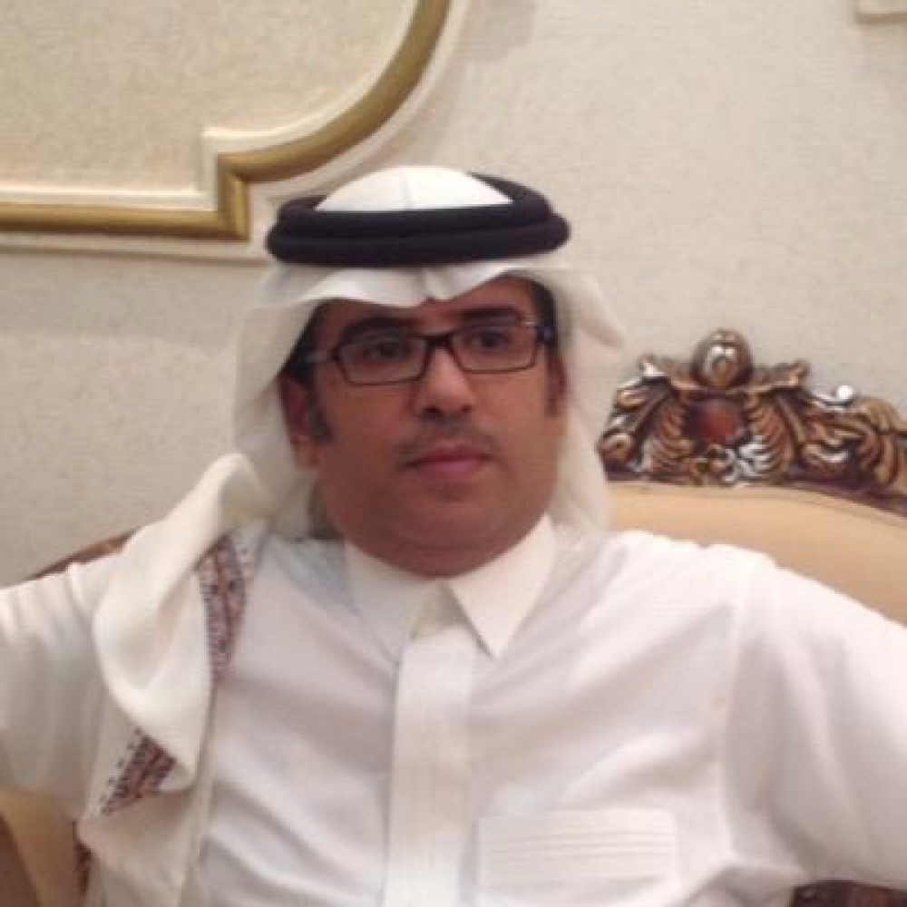 الكاتب السعودي محمد آل سلطان