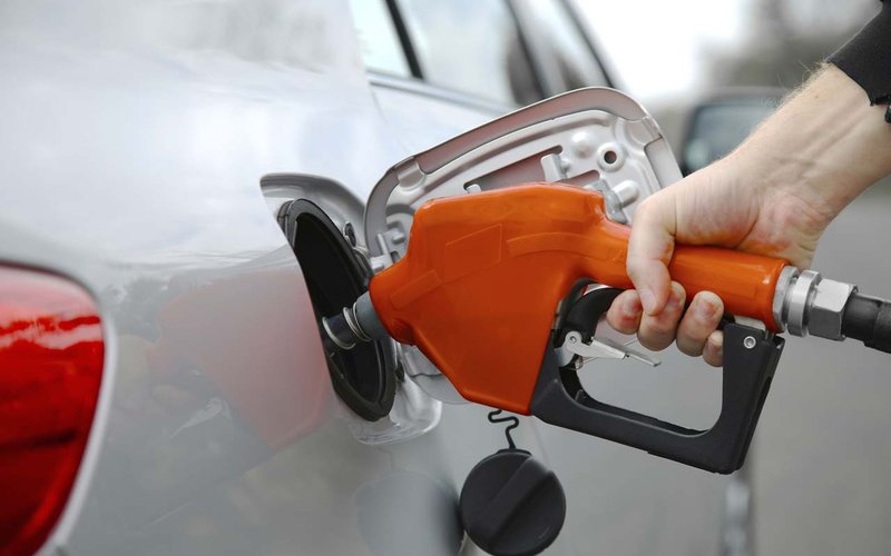 السعودية تعلن فرض ضريبة جديدة على اسعار البنزين في المملكة