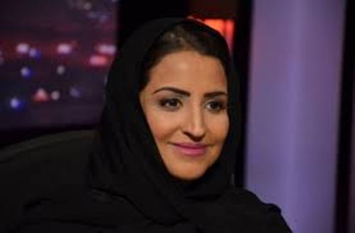 الكاتبة السعودية سارة المقرن