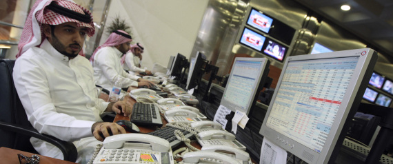 السعودية ترفع نسب توظيف المواطنين في القطاعات الاقتصادية