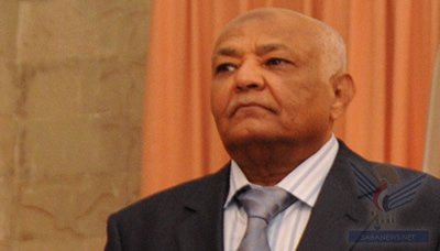 رئيس الوزراء محمد سالم باسندوة يغادر صنعاء