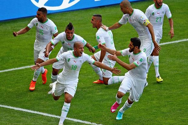 لاعبو الجزائر يتبرعون لأطفال غزة بـ 100 ألف دولار
