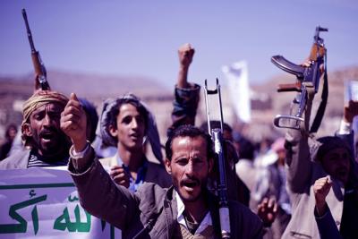 قيادي حوثي بإب يهدد بتصفية أنصار «صالح» في مختلف الإدارات الحكومية بالمحافظة
