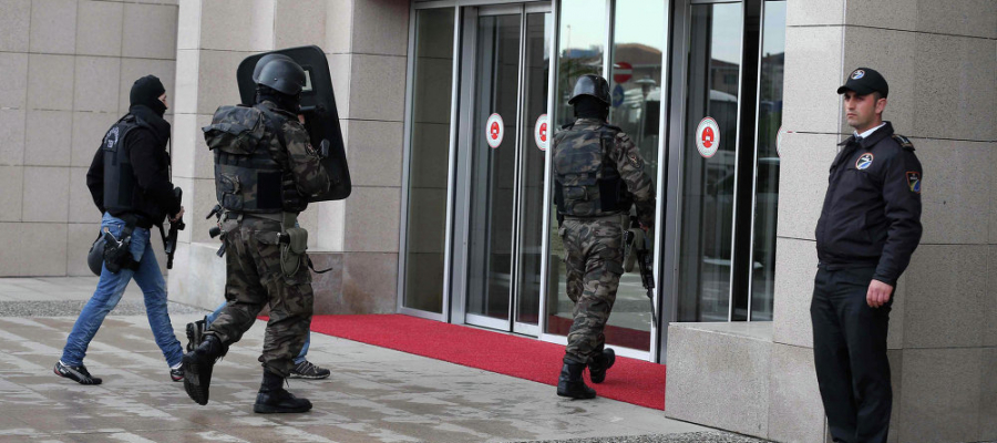 النيابة تطلب السجن المؤبّد لموظف تركي في القنصلية الأمريكية في إسطنبول