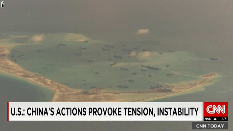 فوق بحر الصين الجنوبي.. طائرة استطلاع أمريكية تكشف جزيرة اصطناعية للجيش الصيني (صورة)
