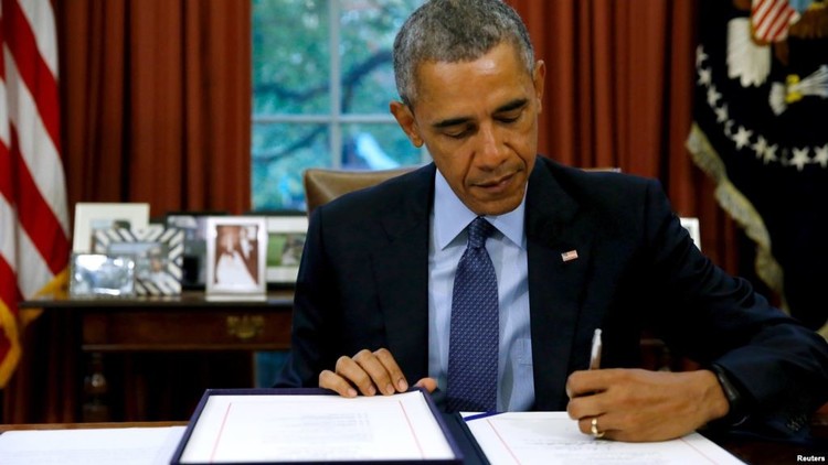 أوباما يلغي كلمة «أسود» من القوانين الأمريكية