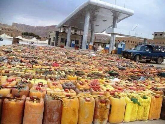اليمن: شح الوقود للشهر الخامس وسائقو الأجرة الأكثر تضرراً