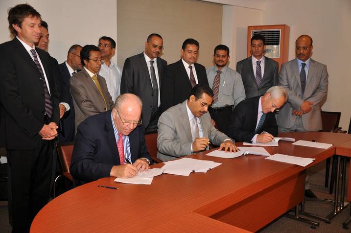 مقابل 27 مليون دولار .. اليمن تستلم رسميا ميناء عدن من شركة موان