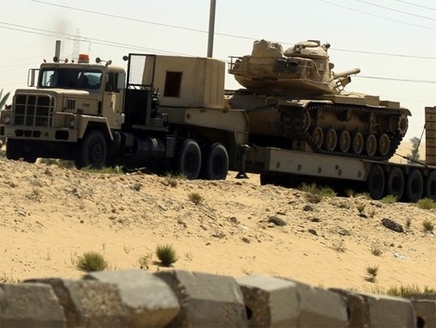 مصر ترفض سحب قواتها وآلياتها العسكرية من سيناء