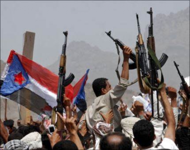 فصيل في الحراك الجنوبي يعلن تشكيل مجلس عسكري لإدارة يافع بعد سيطرة الحوثيين على صنعاء