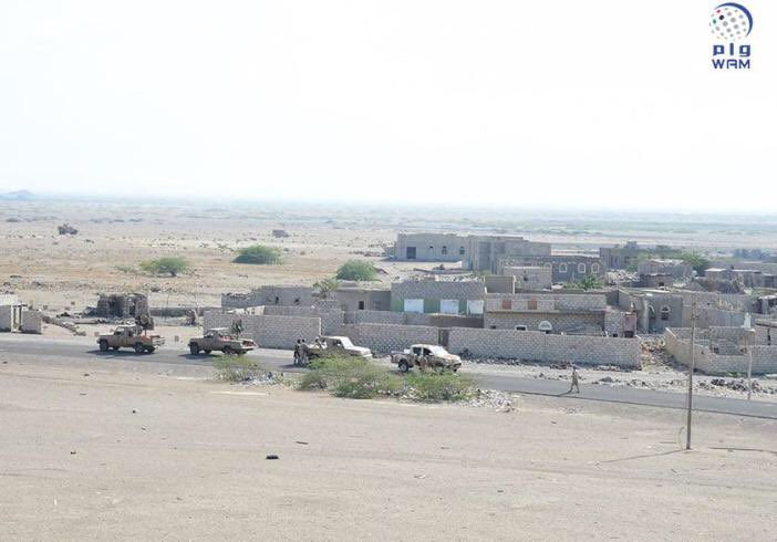 آخر مستجدات العمليات العسكرية في مدينة المخا (أول صورة من داخل المخا)