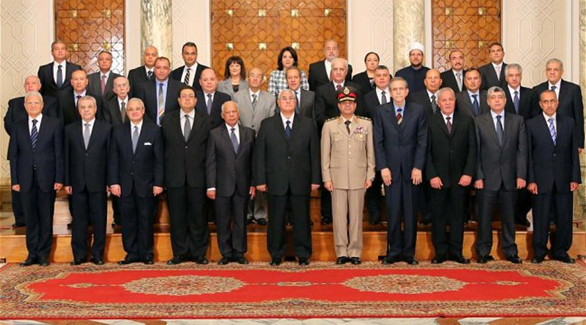 أنباء عن استقالة الحكومة المصرية والببلاوي يلقي بياناً