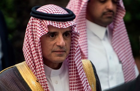 وزير خارجية السعودية يطالب قطر بدفع ثمن وجود القوات الأمريكية في سوريا