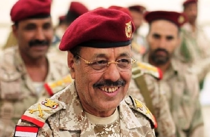 اللواء الأحمر يحذر المشائخ من مصير أسود في حال سيطرة الحوثيين على مأرب