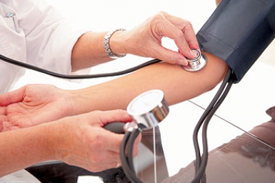 ما أشهر أسباب الإصابة بارتفاع ضغط الدم؟