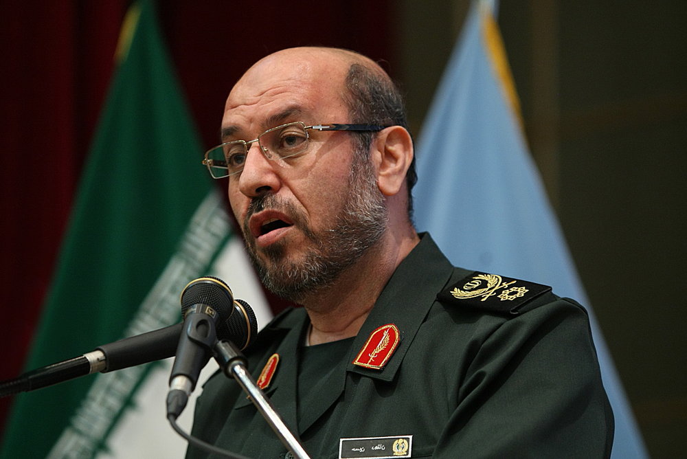 وزير الدفاع الإيراني محرضا: ثوار سوريا «كفار» وإبادتهم فرض علينا وواجب
