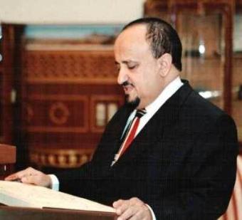 عبدالملك منصور يؤدي اليمين الدستورية مندوباً لليمن لدى جامعة الد