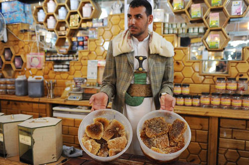 اليمن يصْدر مواصفات خاصة بعسله لتسهيل نفاذه إلى الأسواق