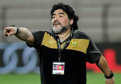 مارادونا مدرب فريق الوصل الإماراتي