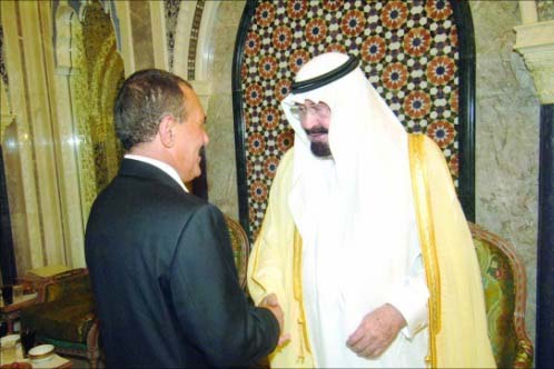 علي عبد الله صالح يلتقي بالعاهل السعودي الملك عبدالله