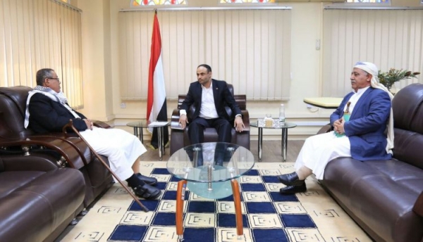 أول لقاء بين المشاط وأبو راس بعد تفجر الخلافات بين الحوثيين ومؤتمر صنعاء